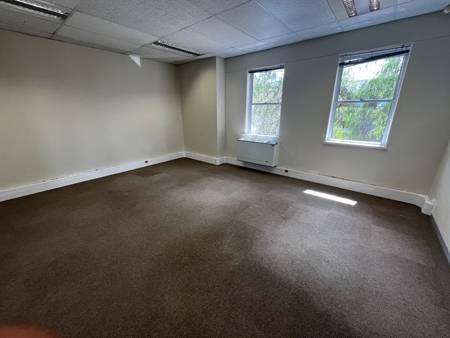 To Let commercial Property for Rent in Rosenpark Western Cape